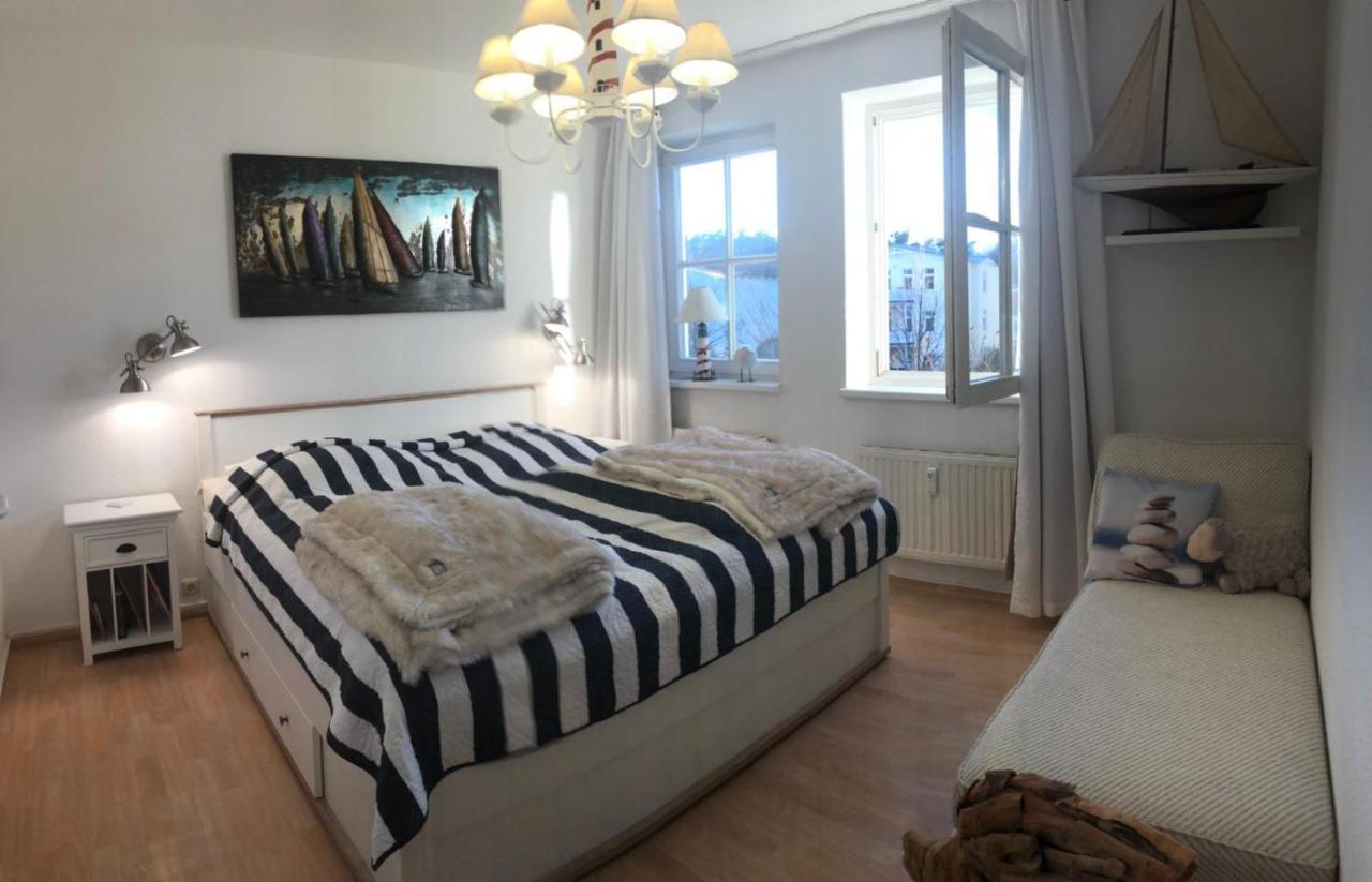 Fewo Strandstrasse - Fuehrt Auf Die Schoene Ostsee-Seebruecke Kuehlungsborn Ngoại thất bức ảnh
