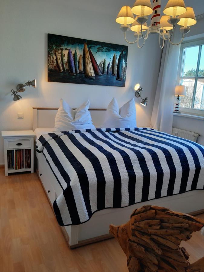 Fewo Strandstrasse - Fuehrt Auf Die Schoene Ostsee-Seebruecke Kuehlungsborn Ngoại thất bức ảnh